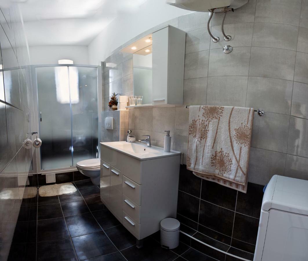 Pavelin Apartments Сплит Экстерьер фото